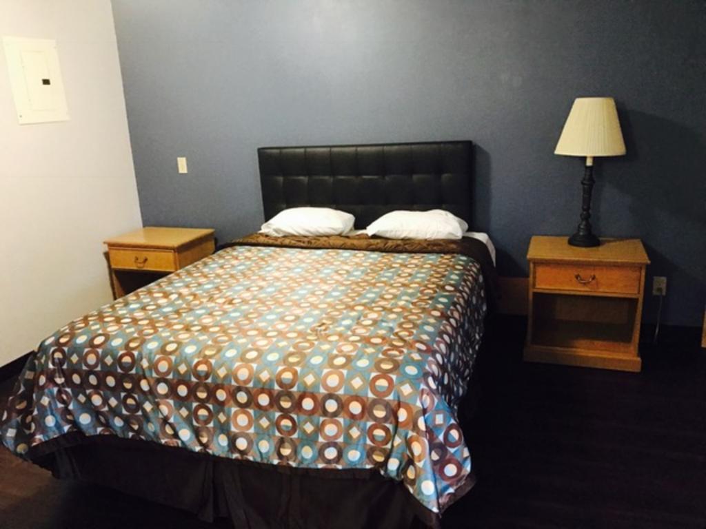Kings Row Inn Milwaukie Exterior foto